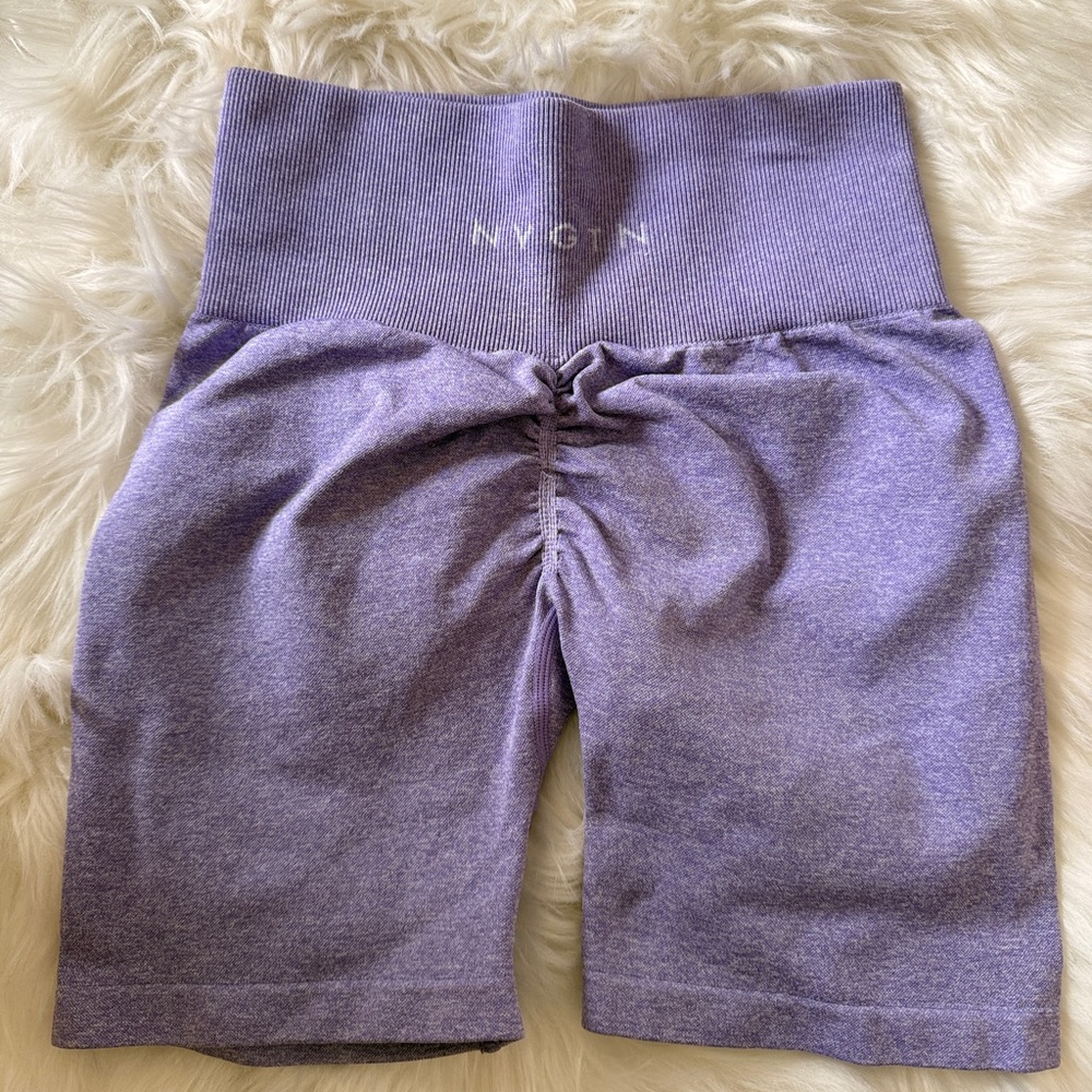 NVGTN scrunch shorts